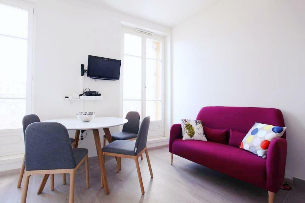 Appartement Grand studio au pied du panier à Marseille Extérieur photo