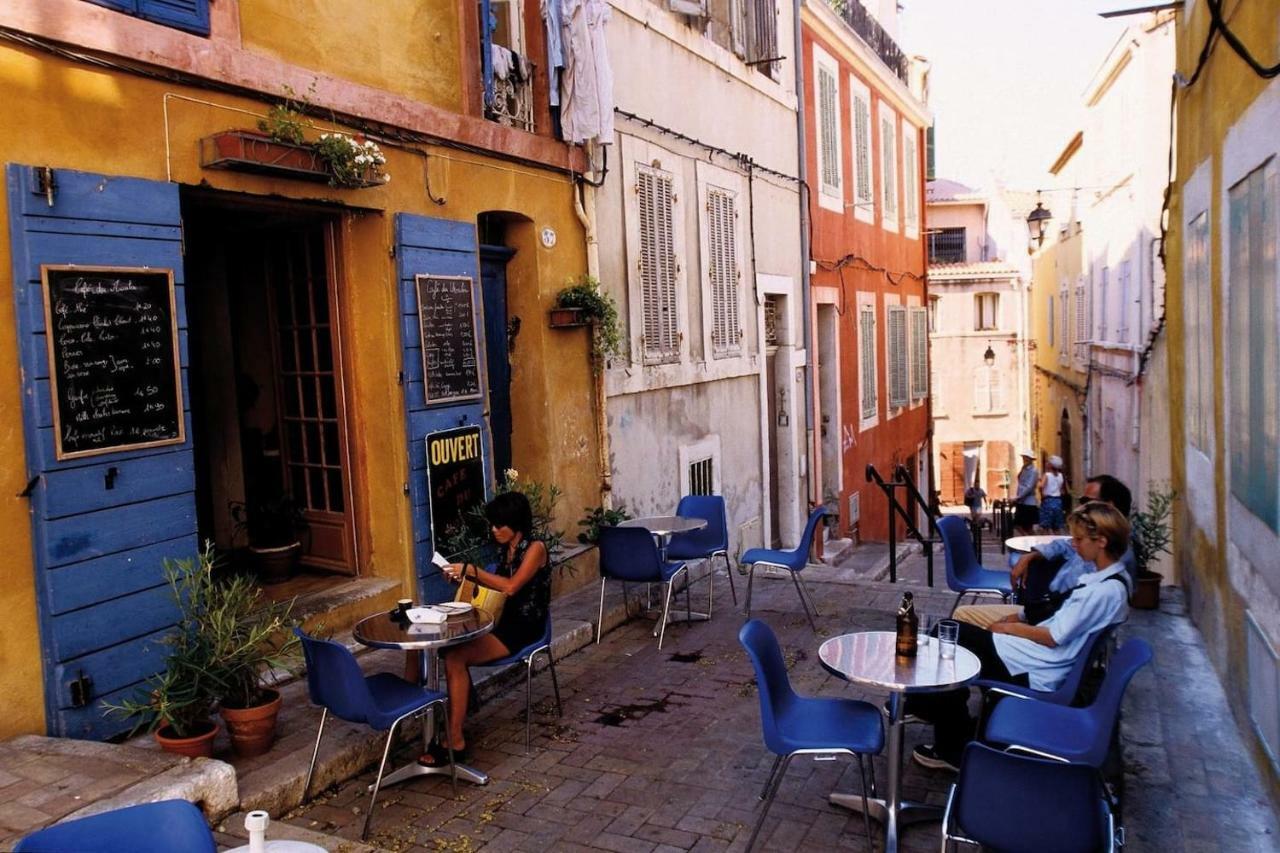 Appartement Grand studio au pied du panier à Marseille Extérieur photo